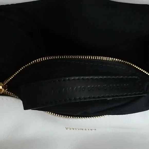 New Balenciaga Touch Puffy Quilted Clutch Bag - Picture 14 of 14